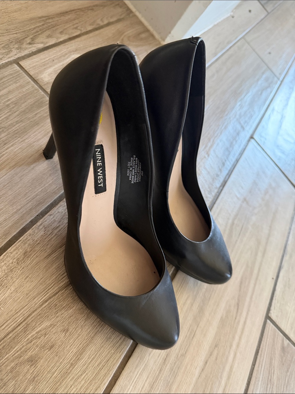 Nine West Black Leather Pumps